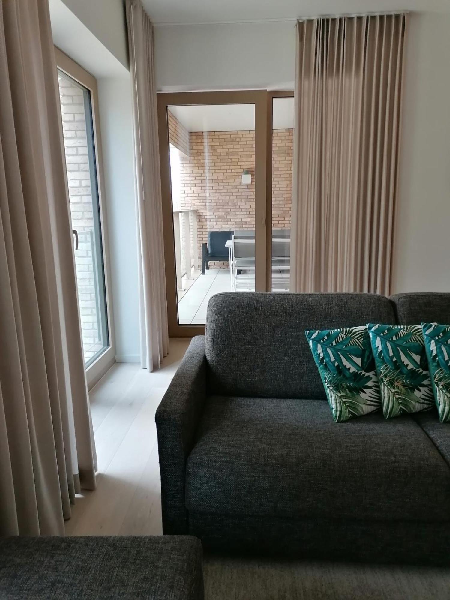 Bartine - Modern And Spacious Flat Near The Sea, Free Parking Space Ostend Exterior photo